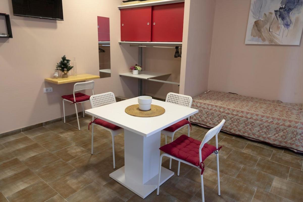 Apartment Anrora 4 *